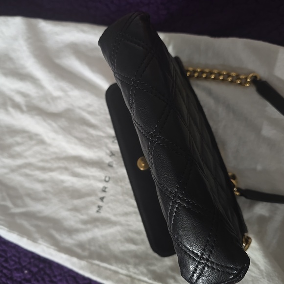 Marc Jacobs Leather Shoulder Bag - Picture 6 of 6